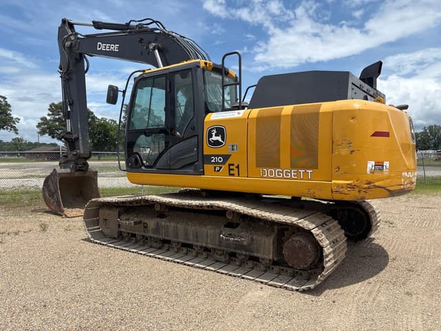 Image of John Deere 210P equipment image 4