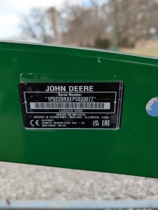 Image of John Deere 220R Image 1
