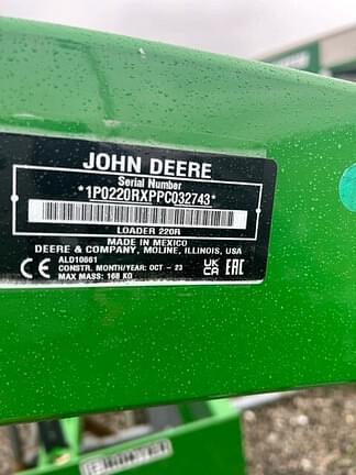 Image of John Deere 220R equipment image 3