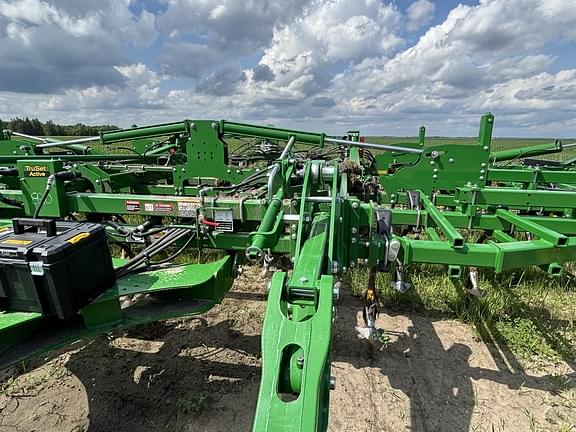 Image of John Deere 2230 equipment image 2
