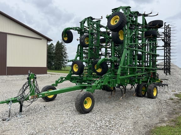 Main image John Deere 2230