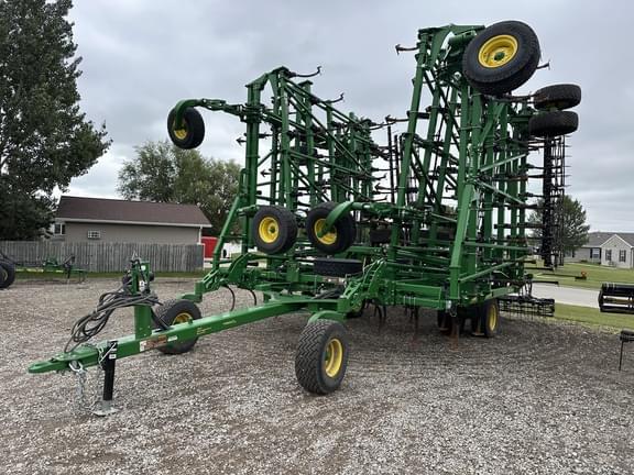 Image of John Deere 2230 equipment image 2