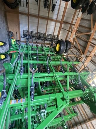 Image of John Deere 2230 equipment image 3