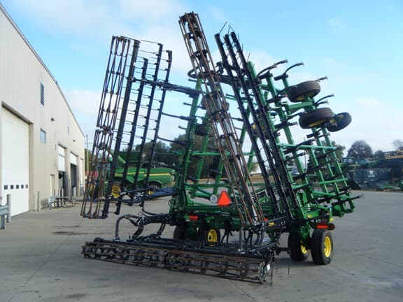 Image of John Deere 2230 equipment image 3