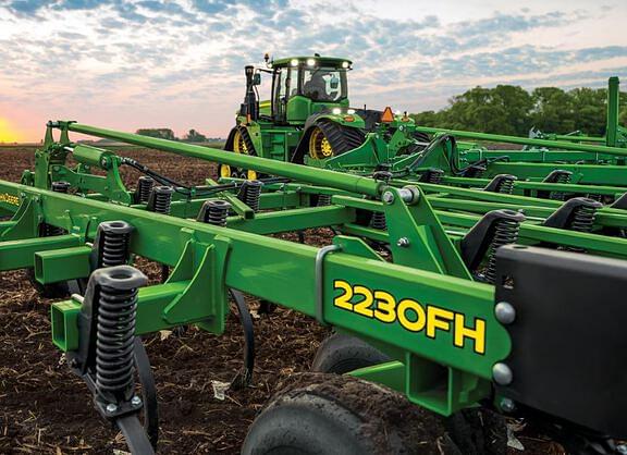Image of John Deere 2230FH equipment image 3