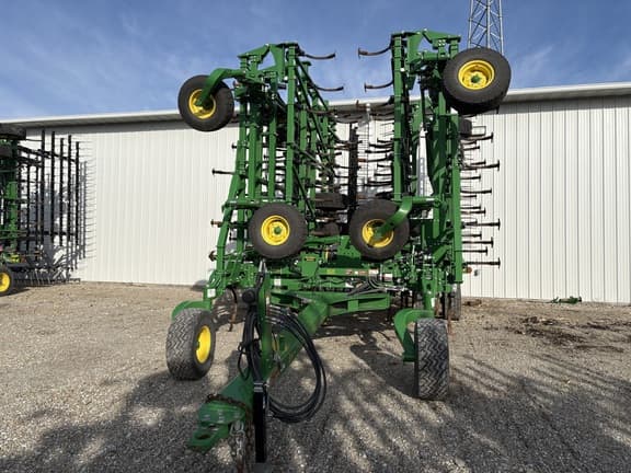 Image of John Deere 2230FH equipment image 1