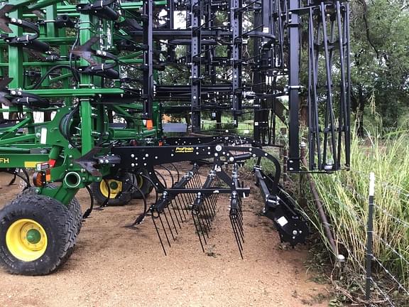 Image of John Deere 2230FH equipment image 2