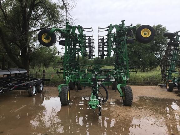 Image of John Deere 2230FH equipment image 1