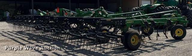 Image of John Deere 2230FH equipment image 2