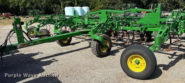 Image of John Deere 2230FH equipment image 1