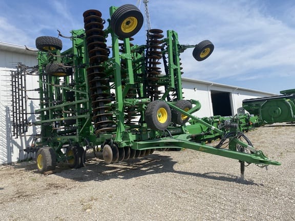 2024 John Deere 2330 Equipment Image0