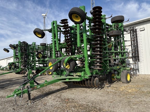 2024 John Deere 2330 Equipment Image0