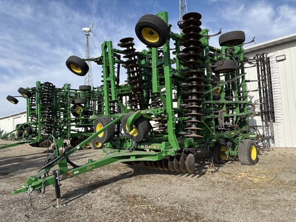 Image of John Deere 2330 Primary image