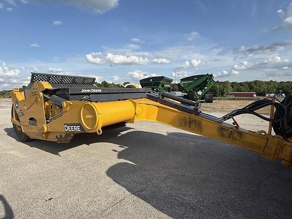 Image of John Deere 2412DE equipment image 4