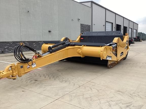 Image of John Deere 2412DE equipment image 1