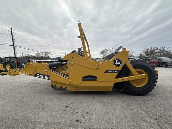 2024 John Deere 2412DE Equipment Image0
