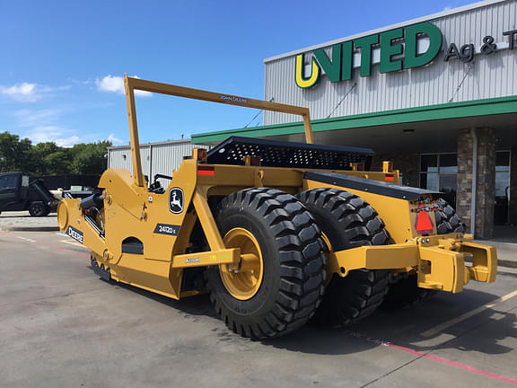 Image of John Deere 2412DE equipment image 2