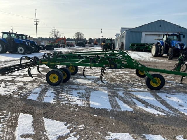 Image of John Deere 2430 equipment image 3