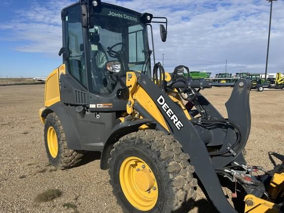 Image of John Deere 244P equipment image 4