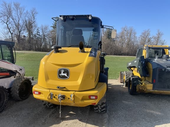 Image of John Deere 244P equipment image 4