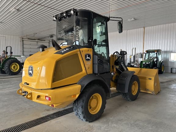 Image of John Deere 244P equipment image 3