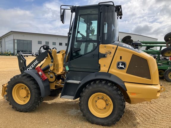 Image of John Deere 244P equipment image 3