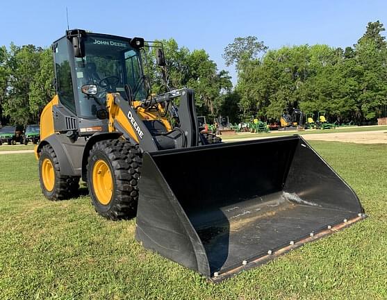 Image of John Deere 244P equipment image 3