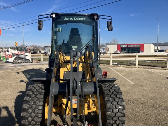 Image of John Deere 244P equipment image 4
