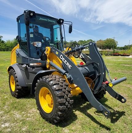 Image of John Deere 244P equipment image 4