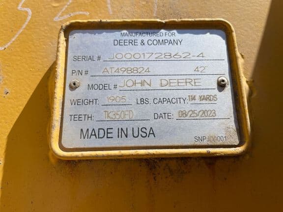 Image of John Deere Excavator Bucket equipment image 4