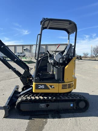 Image of John Deere 26P equipment image 2