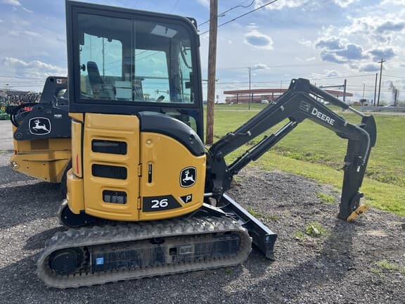 Image of John Deere 26P equipment image 2
