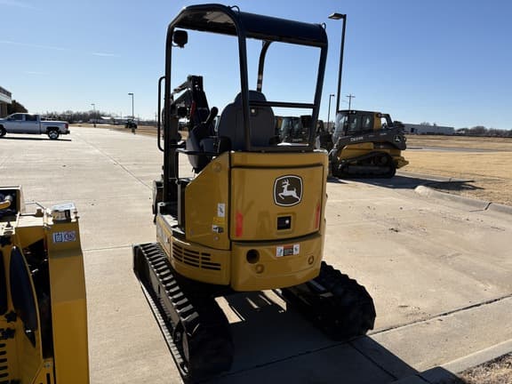 Image of John Deere 26P equipment image 2