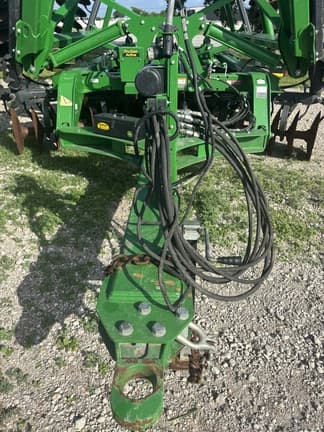 Image of John Deere 2623 equipment image 2