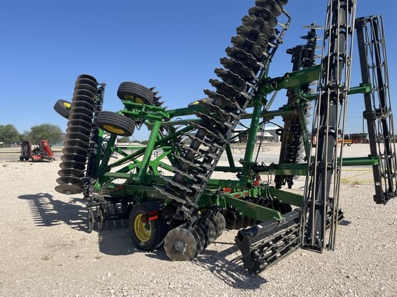 Image of John Deere 2623VT equipment image 2
