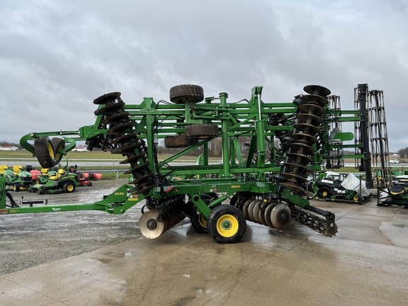 Image of John Deere 2633 equipment image 2