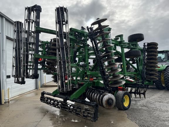 Image of John Deere 2633 equipment image 4