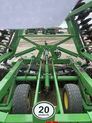 Image of John Deere 2633 equipment image 4