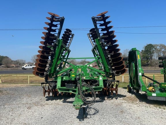2024 John Deere 2633 Equipment Image0
