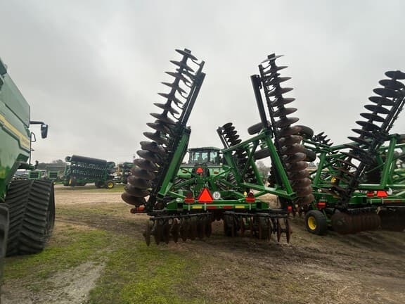Image of John Deere 2633 equipment image 4