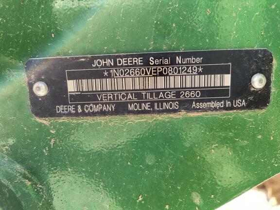 Image of John Deere 2660VT equipment image 4