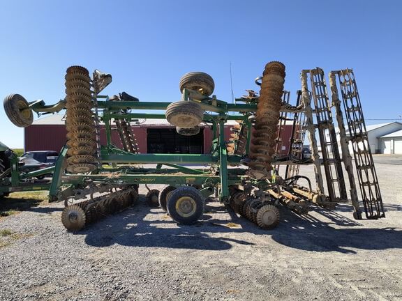 2024 John Deere 2660VT Equipment Image0