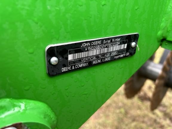 Image of John Deere 2660VT equipment image 4