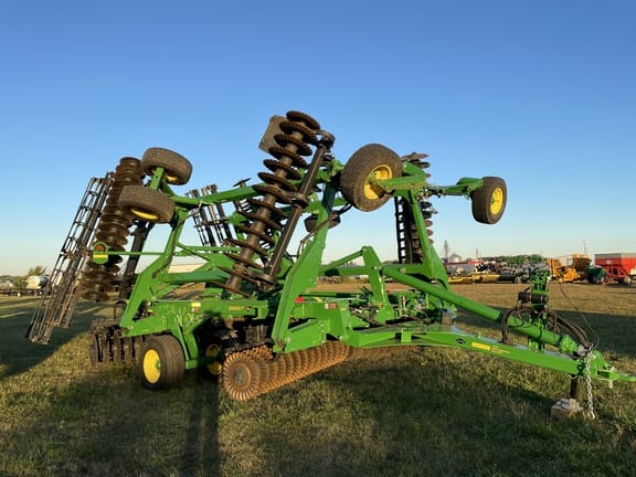 2024 John Deere 2660VT Equipment Image0