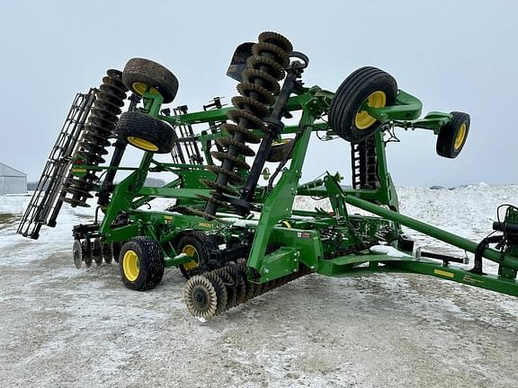 Image of John Deere 2660VT Primary image