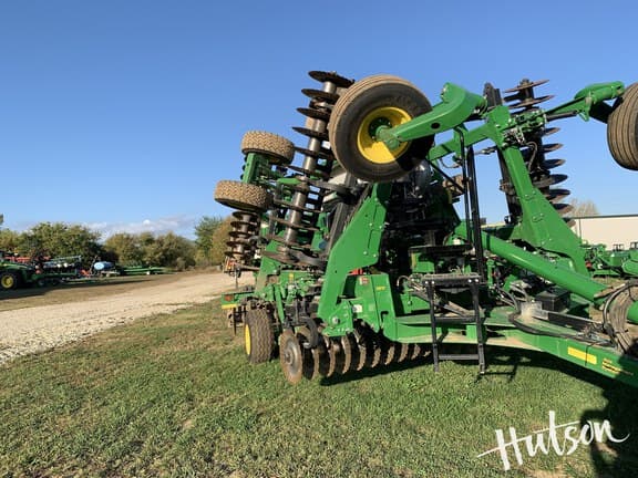 Image of John Deere 2660VT equipment image 1