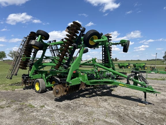 2024 John Deere 2660VT Equipment Image0