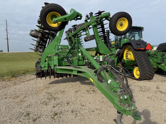 Image of John Deere 2660VT Primary image