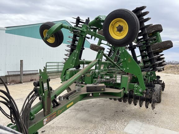Image of John Deere 2660VT Primary image