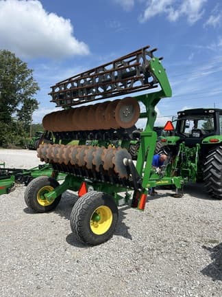 Image of John Deere 2680H equipment image 2